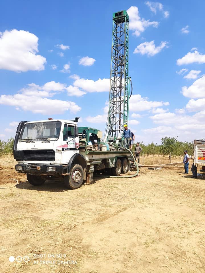 Esetçe Suyu Buldu, Kocahıdır Aramaya Başladı.